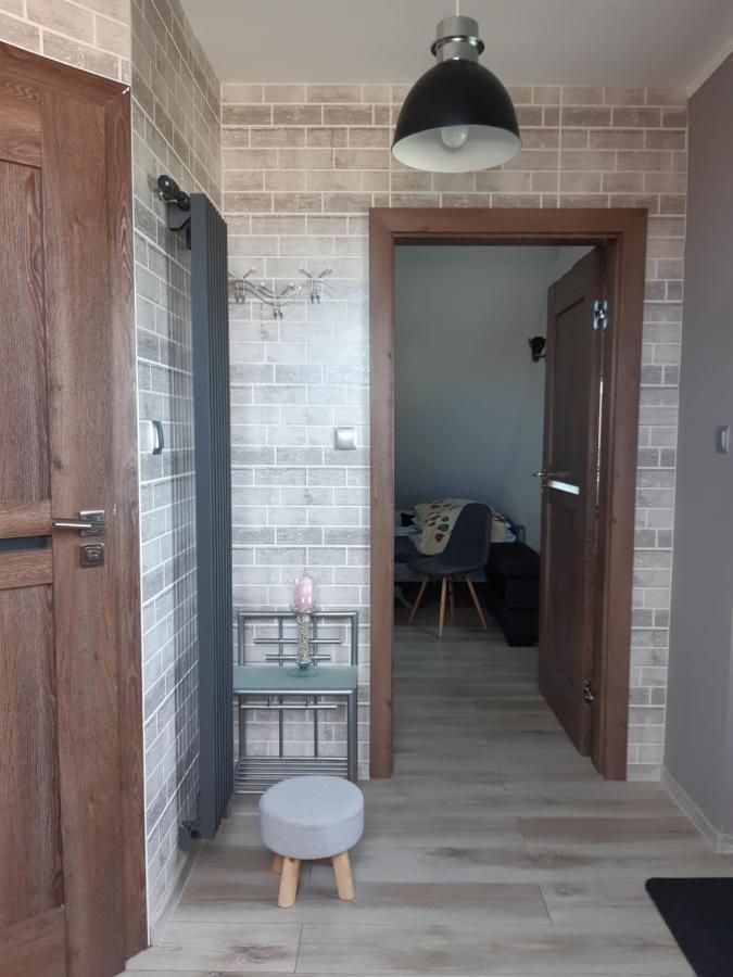 Maly Apartamencik Teo レバル エクステリア 写真