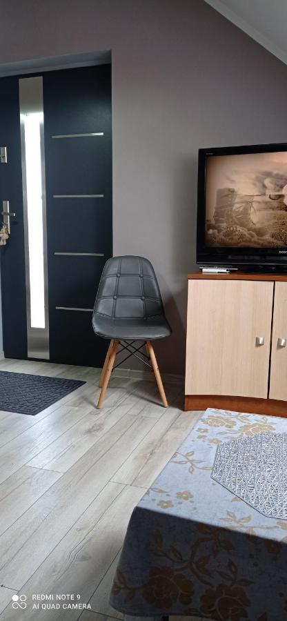 Maly Apartamencik Teo レバル エクステリア 写真