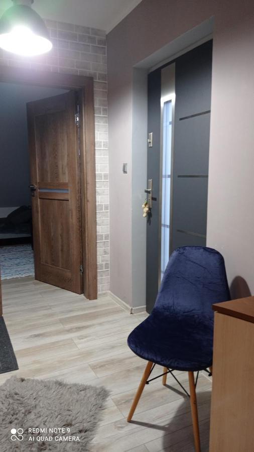 Maly Apartamencik Teo レバル エクステリア 写真