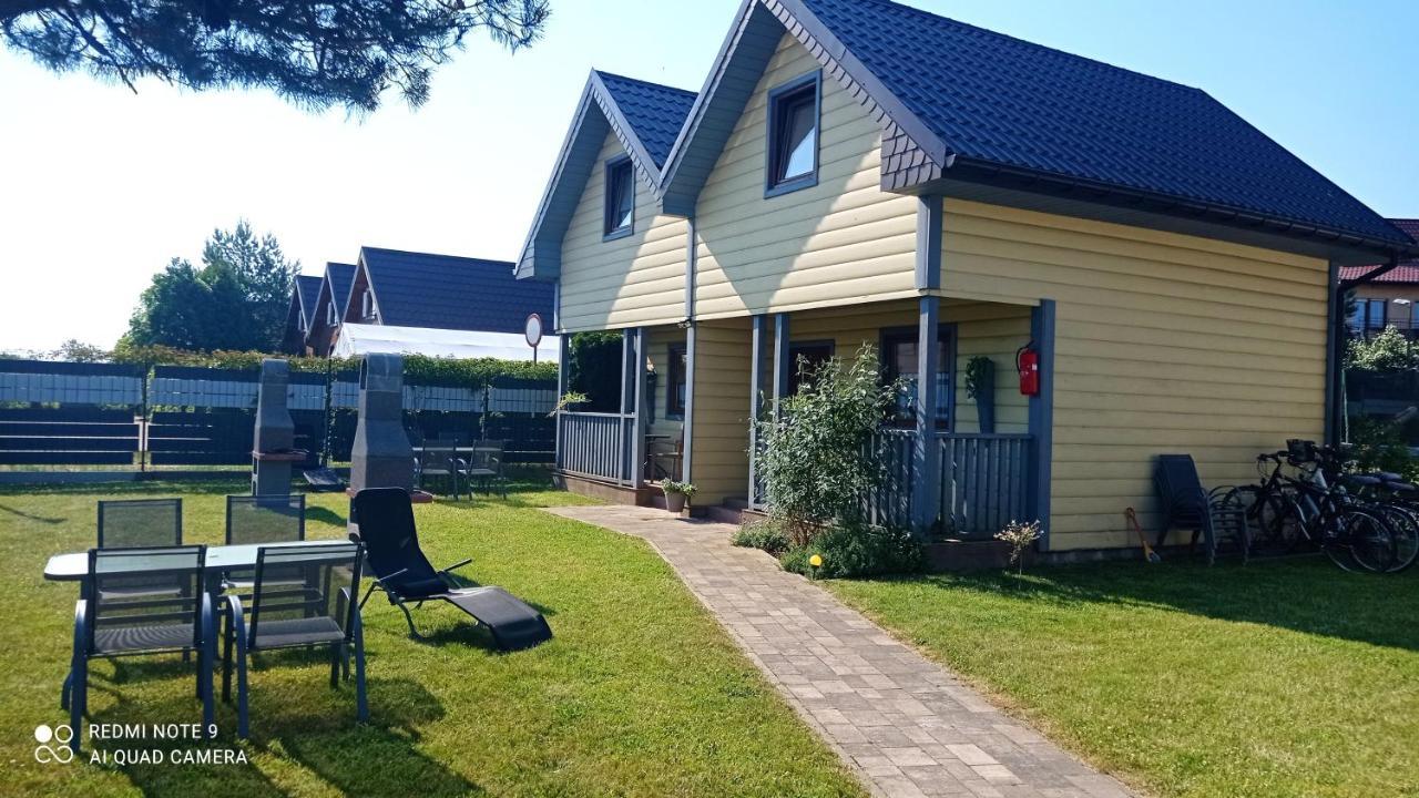 Maly Apartamencik Teo レバル エクステリア 写真